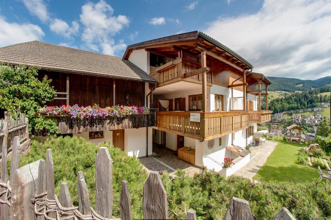 Aparthotel Am Rainell Hof St. Ulrich in Gröden Exterior foto